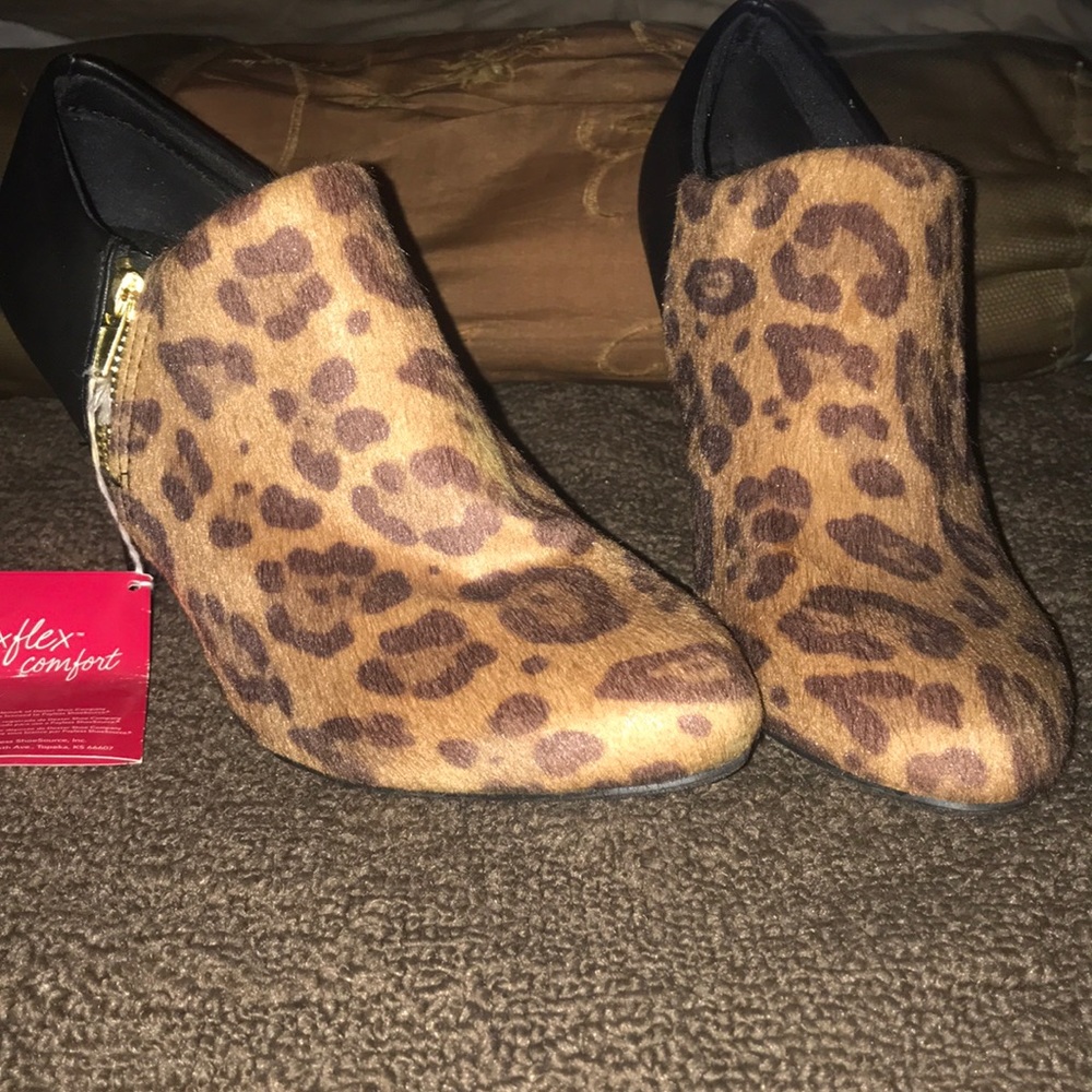 Leopard heels